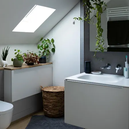 Rum i privatbostad Privee Cosy Avec Espace Bureau Angers
